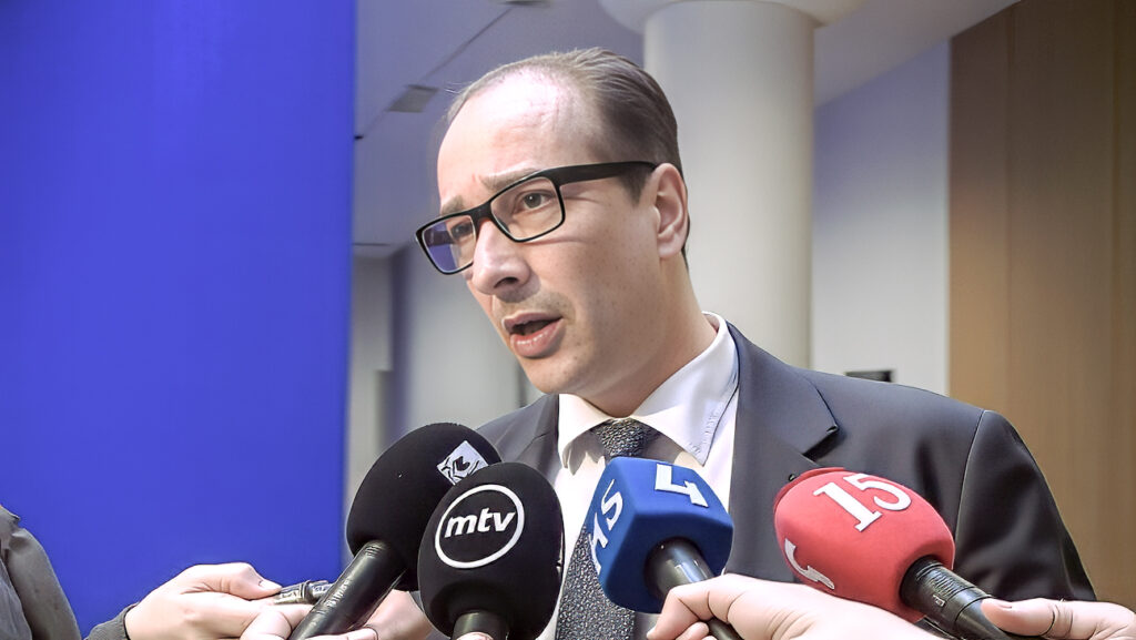 Suomen kokeneimpiin rikosasianajajiin kuuliuva Heikki Lampela